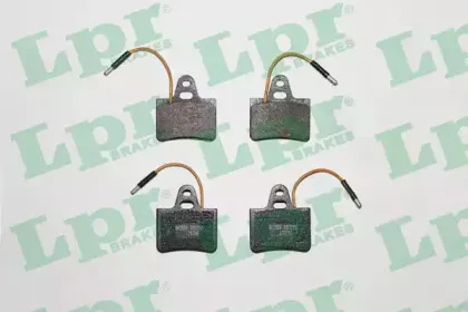 05P218 LPR Комплект тормозных колодок, дисковый тормоз 05P218 LPR Комплект тормозных колодок, дисковый тормоз