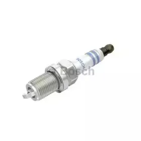 0242240860 BOSCH Свеча зажигания 0242240860 BOSCH Свеча зажигания