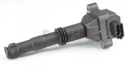 0 986 221 016 BOSCH Катушка зажигания 0 986 221 016 BOSCH Катушка зажигания