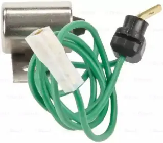 1 237 330 220 BOSCH Конденсатор, система зажигания 1 237 330 220 BOSCH Конденсатор, система зажигания