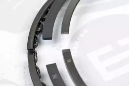 R4000400 ET ENGINETEAM Комплект поршневых колец R4000400 ET ENGINETEAM Комплект поршневых колец