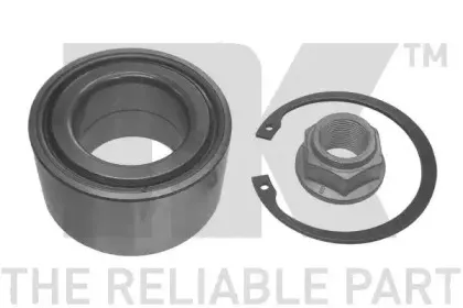 753322 NK Комплект подшипника ступицы колеса