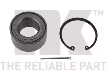 753403 NK Комплект подшипника ступицы колеса