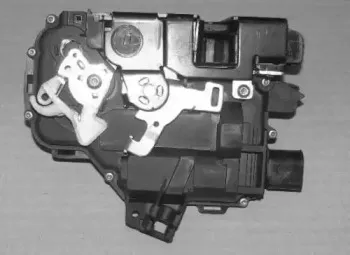 BSP20493 BUGIAD Замок двери