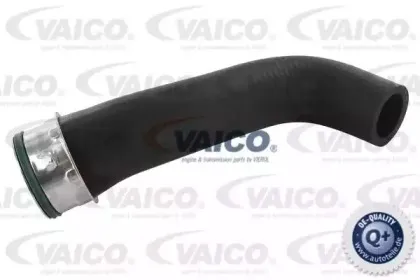 V10-2703 VAICO Трубка нагнетаемого воздуха