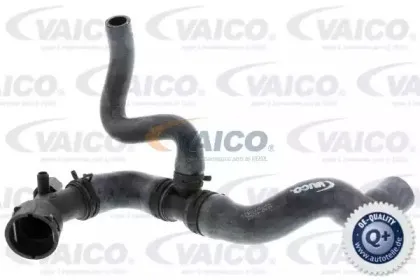 V104662 VAICO Шланг радиатора