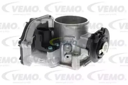 V10-81-0015 VEMO Патрубок дроссельной заслонки