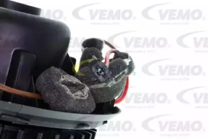 vemo-v150318931