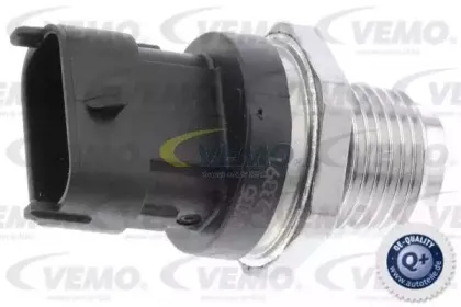 V52-72-0215 VEMO Датчик, давление подачи топлива