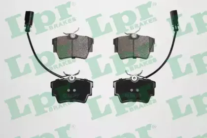 05P786 LPR Комплект тормозных колодок, дисковый тормоз