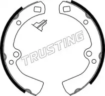 trusting-067134