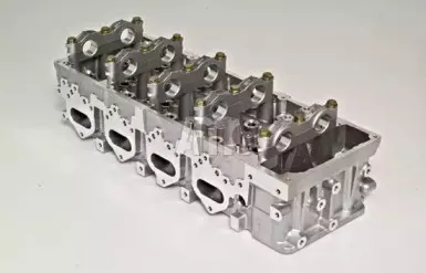 908517 AMC Головка цилиндра