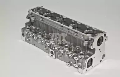 908595 AMC Головка цилиндра