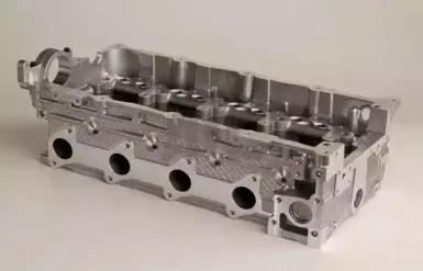 908752 AMC Головка цилиндра