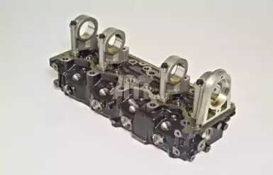 909014 AMC Головка цилиндра