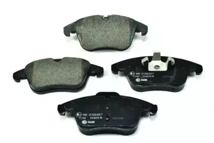 8DB 355 013-621 HELLA Комплект тормозных колодок, дисковый тормоз