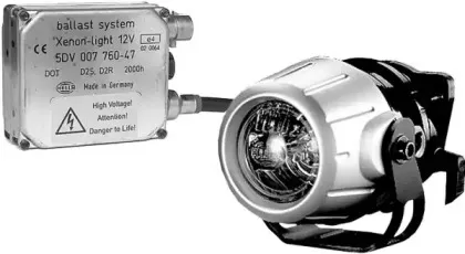 1F0 008 390-821 HELLA Комплект фар дальнего света