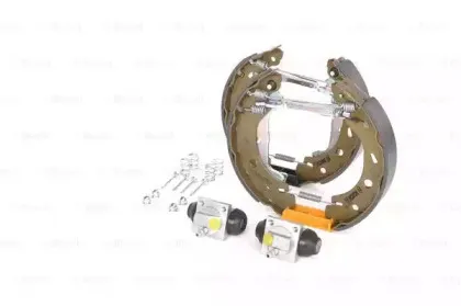 0 204 114 676 BOSCH Комплект тормозных колодок