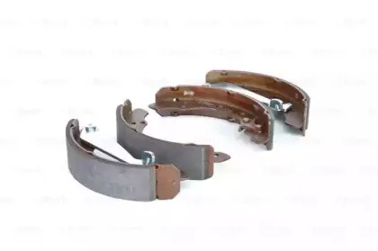 0 986 487 270 BOSCH Комплект тормозных колодок