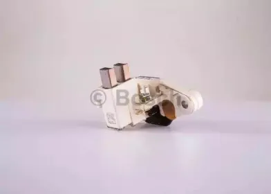 1 197 311 090 BOSCH Регулятор генератора