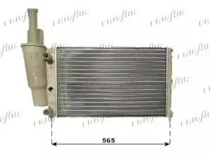 0104.3002 FRIGAIR Радиатор, охлаждение двигателя