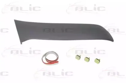 5703088179371P BLIC Облицовка / защитная накладка, крыло