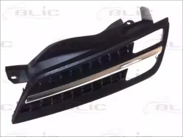 6502-07-1609993P BLIC Решетка радиатора