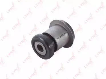 C8246 LYNXauto Подвеска, рычаг независимой подвески колеса