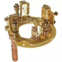 130520 HC-Cargo Кронштейн, угольная щетка