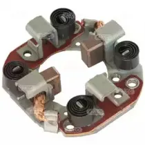 136103 HC-Cargo Кронштейн, угольная щетка