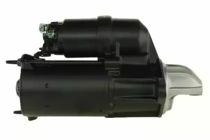 friesen-8014860