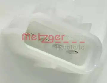 metzger-2250090